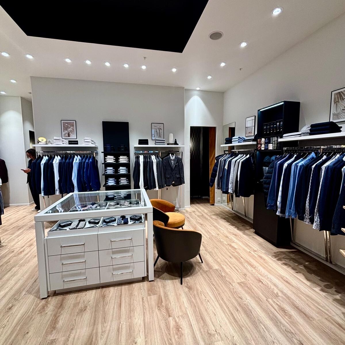 Father & Sons boutique